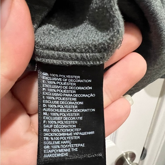 The North Face Charcoal Quarter-Zip Top - Picture 5 of 8